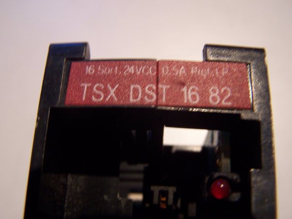 Module automate TELEMECANIQUE TSX DST 16 82