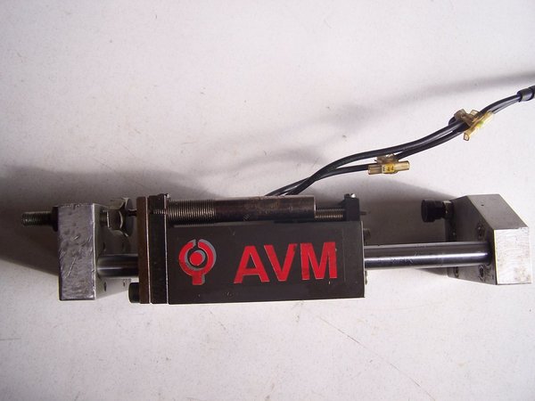 Manipulateur compact pneumatique AVM Ref 3022214