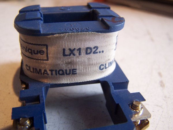 Bobine relais TELEMECANIQUE LX1 D2 F7 110VAC