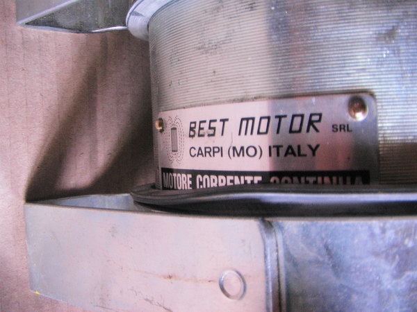 Moteur BEST MOTOR FG3001D 24VDC + pompe hydraulique