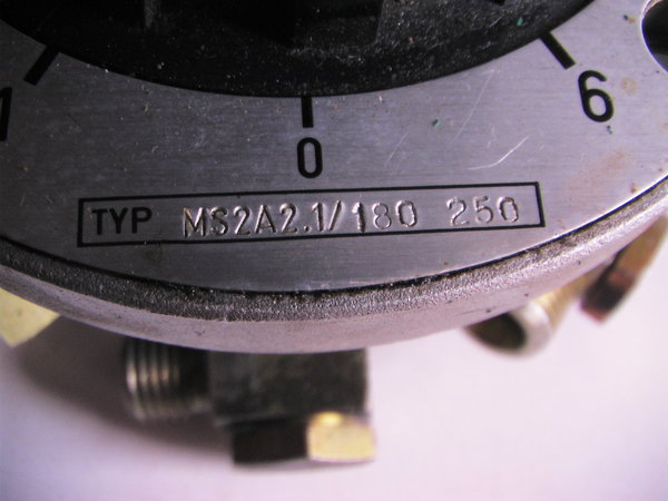 Manomètre sélecteur hydraulique MS2A2.1/180