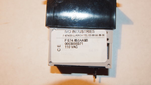 Compteur IVO  F574.650AA8B  110VAC avec remise à zéro