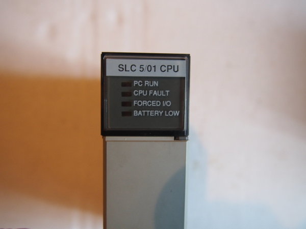 ALLEN BRADLEY SLC 500 5/01 CPU 1747 L511 B