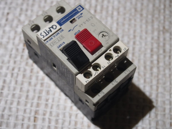 Disjoncteur thermique TELEMECANIQUE GV2 M03 0,25-0,4A AE20