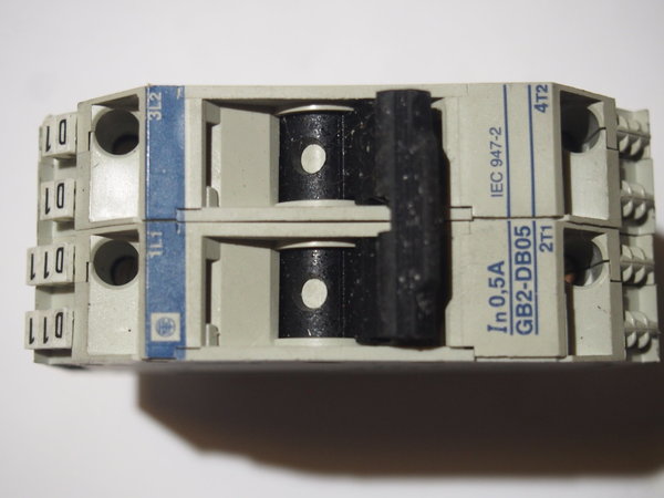 Disjoncteur TELEMECANIQUE GB2 DB05 0,5A