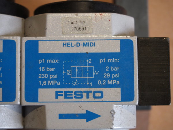 Traitement air FESTO HEE D MIDI 24 + HEL D MIDI