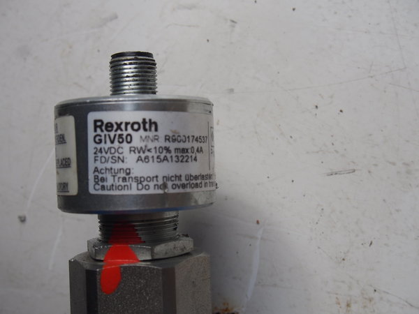 c) Distributeur  hydraulique REXROTH 4/2 R?900976165